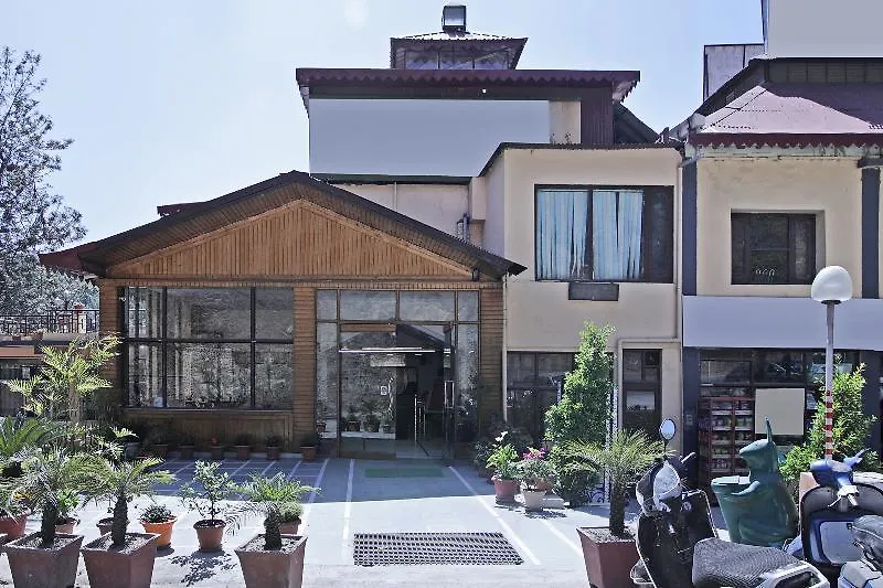 Oyo 22122 Hotel Falcon Crest Shimla India