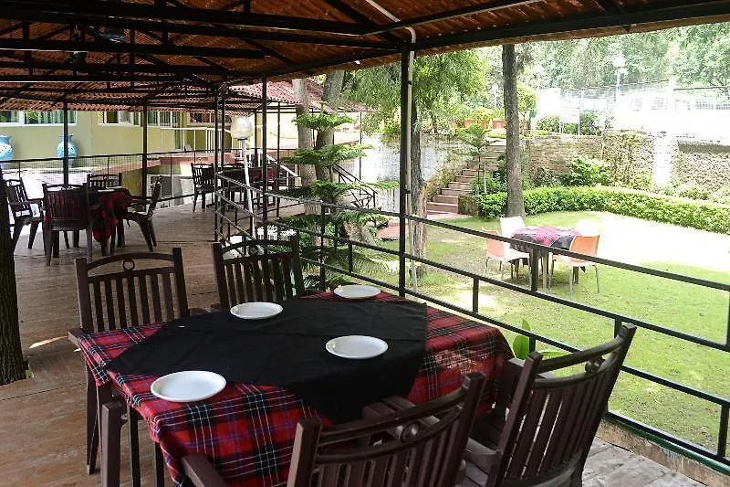 Oyo 22122 Hotel Falcon Crest Shimla